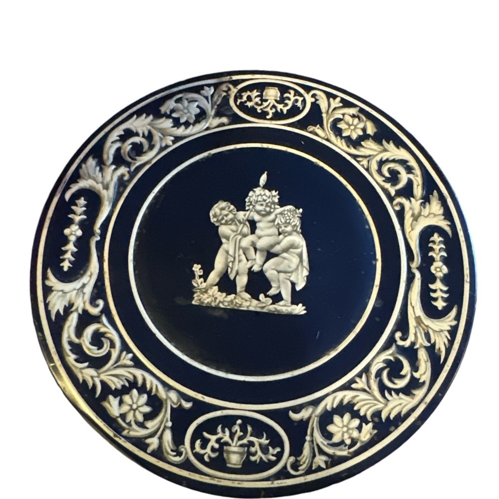 Cherub Inspired Tin by Josiah Wedgwood & Sons Vintage! See Pics & Description